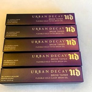 UD brow beater gel. Shades taupe, dark, clear, warm brown, neutral brown.